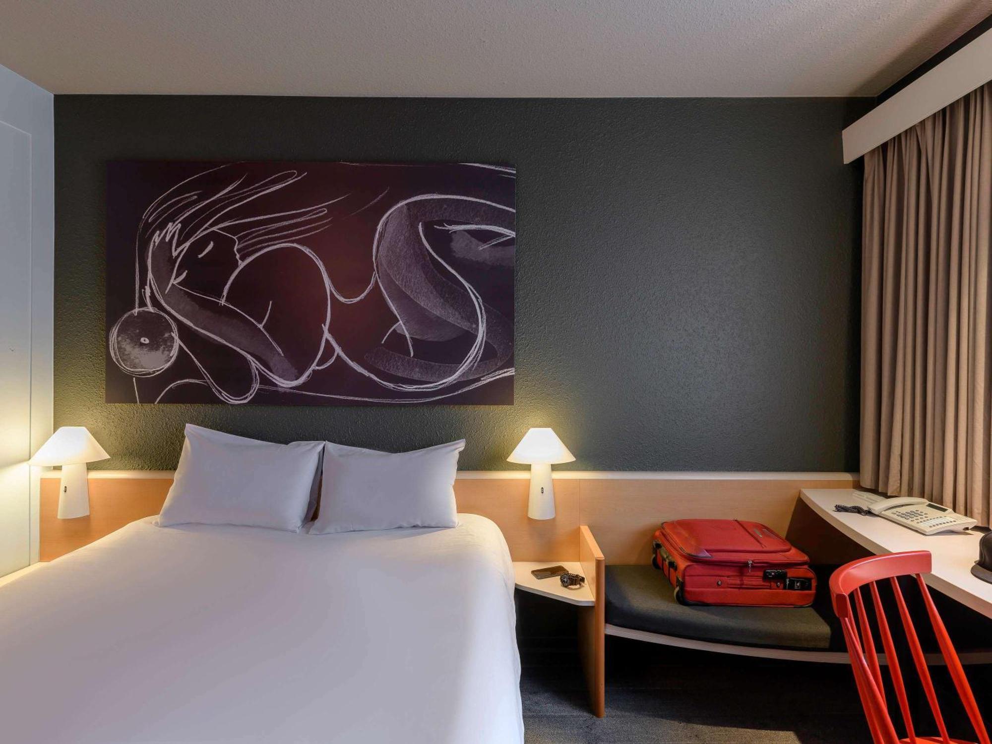 Hotel Ibis Parkstadt Schwabing 3*