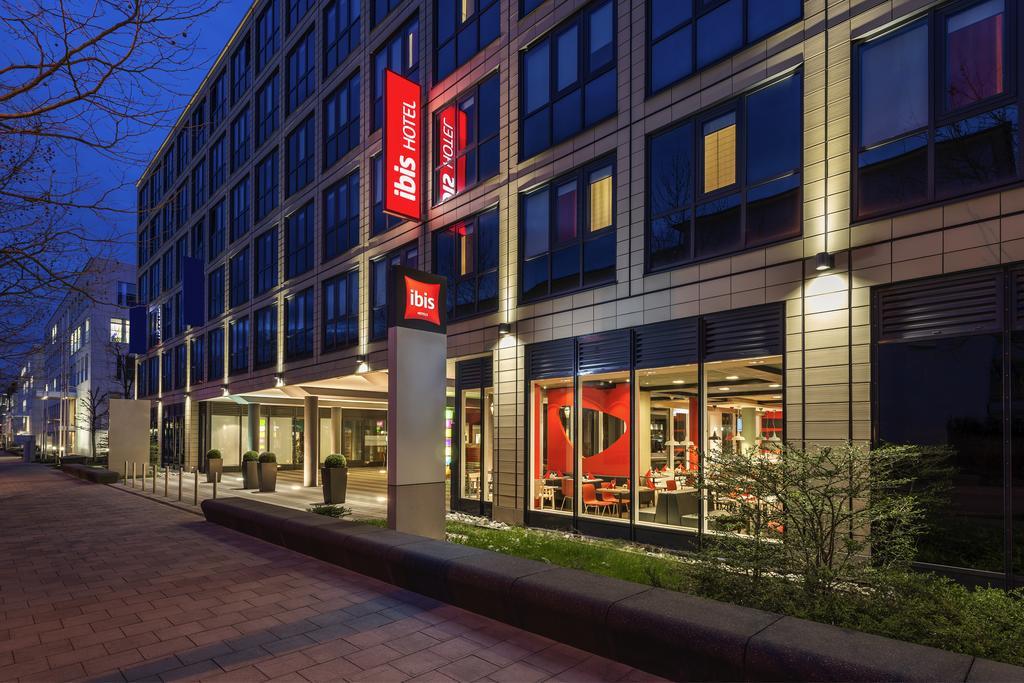Ibis Parkstadt Schwabing 3* München